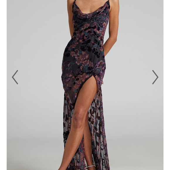 Barley worn lululemon white align top size 4 - Picture 3 of 3